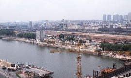 View of the Bibliothèque de France (BNF) site and the River Seine’s left bank, 1990 © Apur