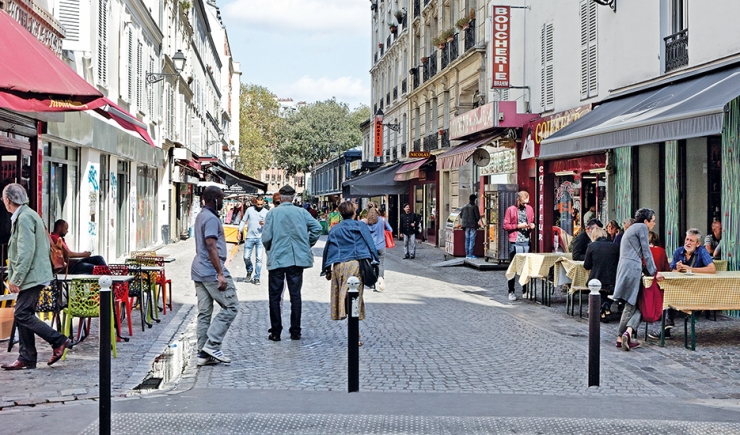 Ambiance commerciale rue de l'Olive QPV La Chapelle - Évangile - Paris 18e © Apur - David Boureau