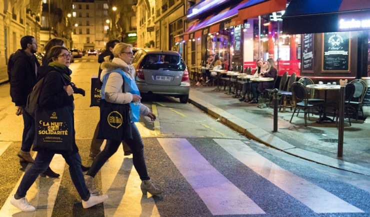 Une équipe de bénévoles de la Nuit de la Solidarité 2019, le soir de l’enquête © Guillaume Bontemps/Ville de Paris