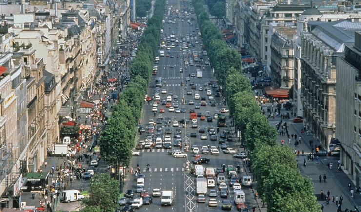Point de vue sur les Champs-Elysées avant la réhabilitation de 1999 © Marc Vermille - Mairie de Paris